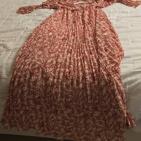 Olivaceous Red Floral Maxi Dress Size S Olivaceous Red Floral Maxi Dress Size S